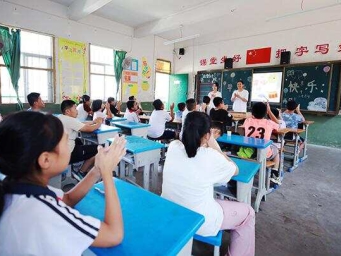 青春学子：服务乡村教育 坚定理想信念